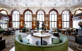 Hotel Fort Des Moines, Curio Collection By Hilton