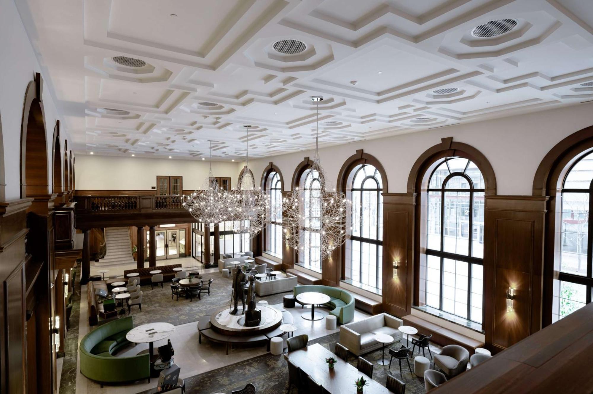 Hotel Fort Des Moines, Curio Collection By Hilton Exterior photo