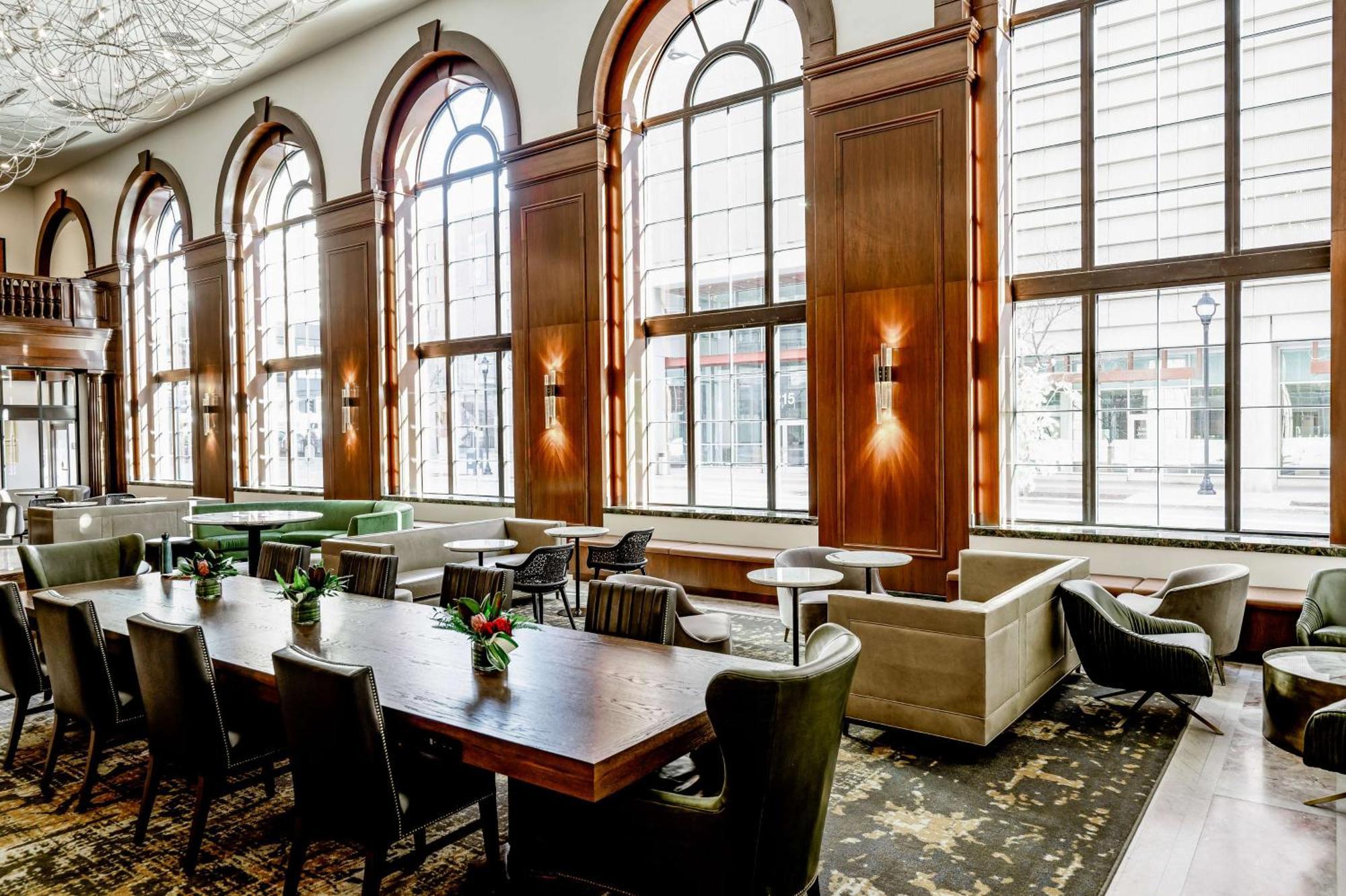 Hotel Fort Des Moines, Curio Collection By Hilton Exterior photo