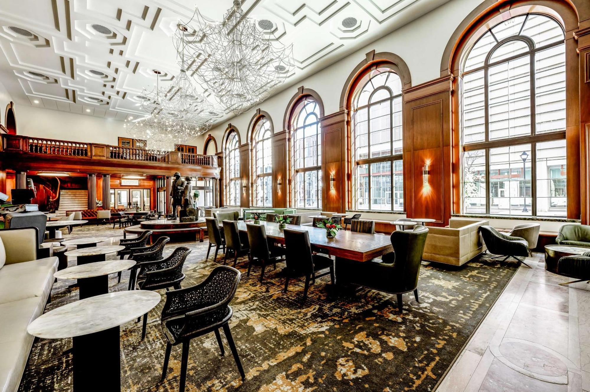 Hotel Fort Des Moines, Curio Collection By Hilton Exterior photo