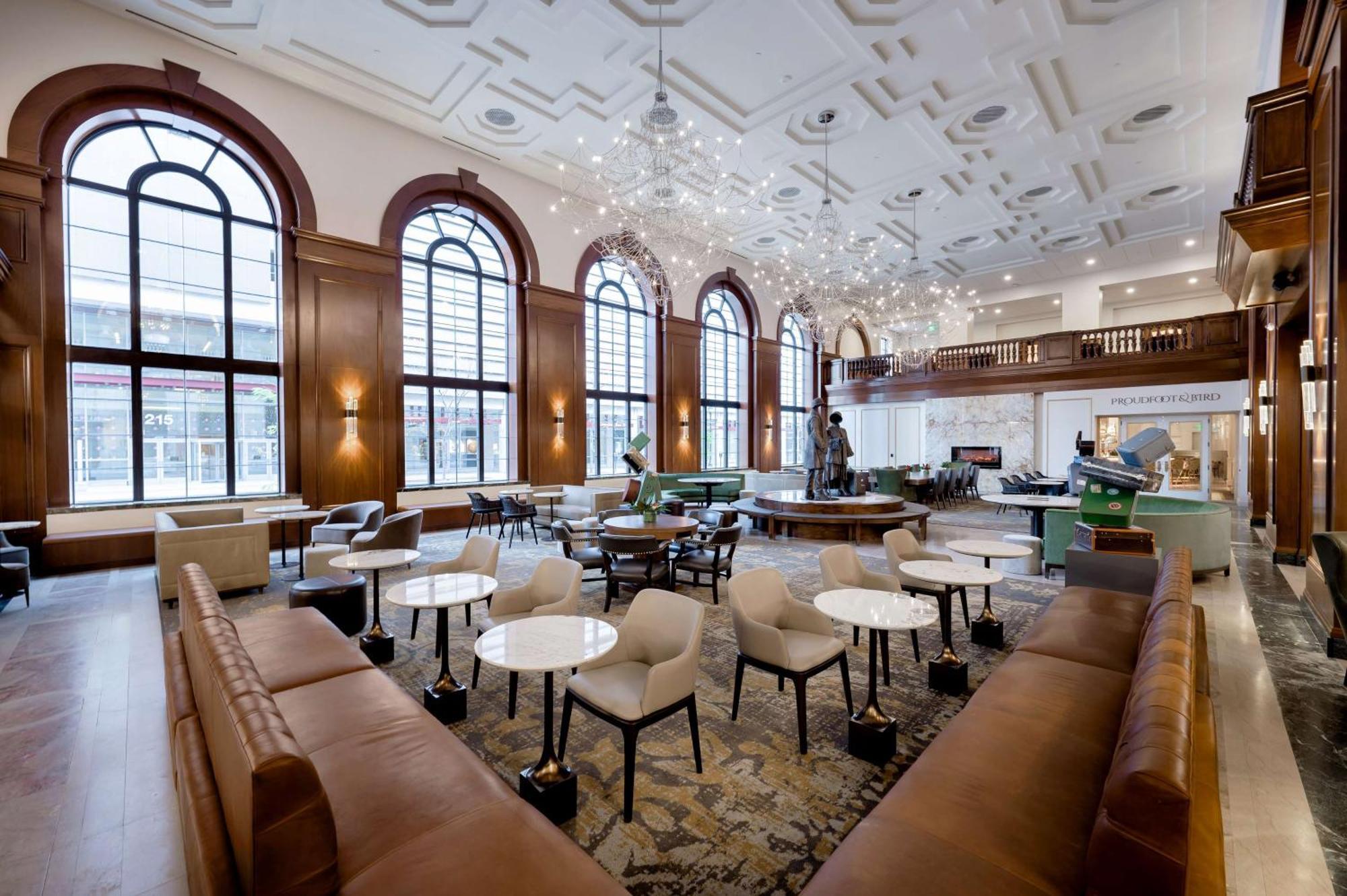 Hotel Fort Des Moines, Curio Collection By Hilton Exterior photo